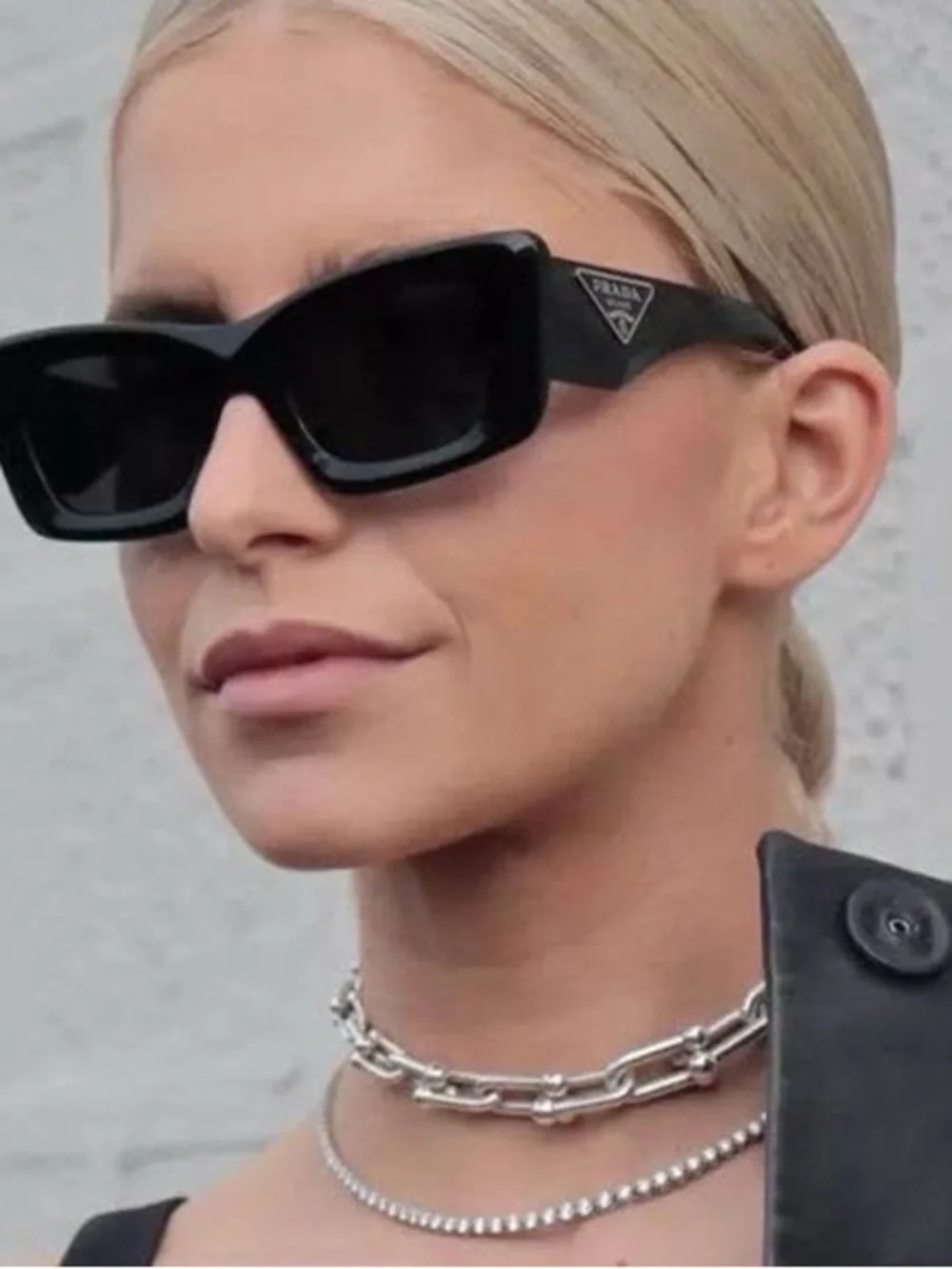 Prada cat eye Black Rectangular Women's Sunglasses - Picture 1 of 5